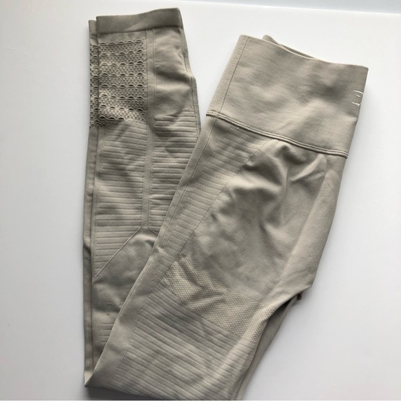 Gymshark M Energy Seamless Leggings - Picture 8 of 9